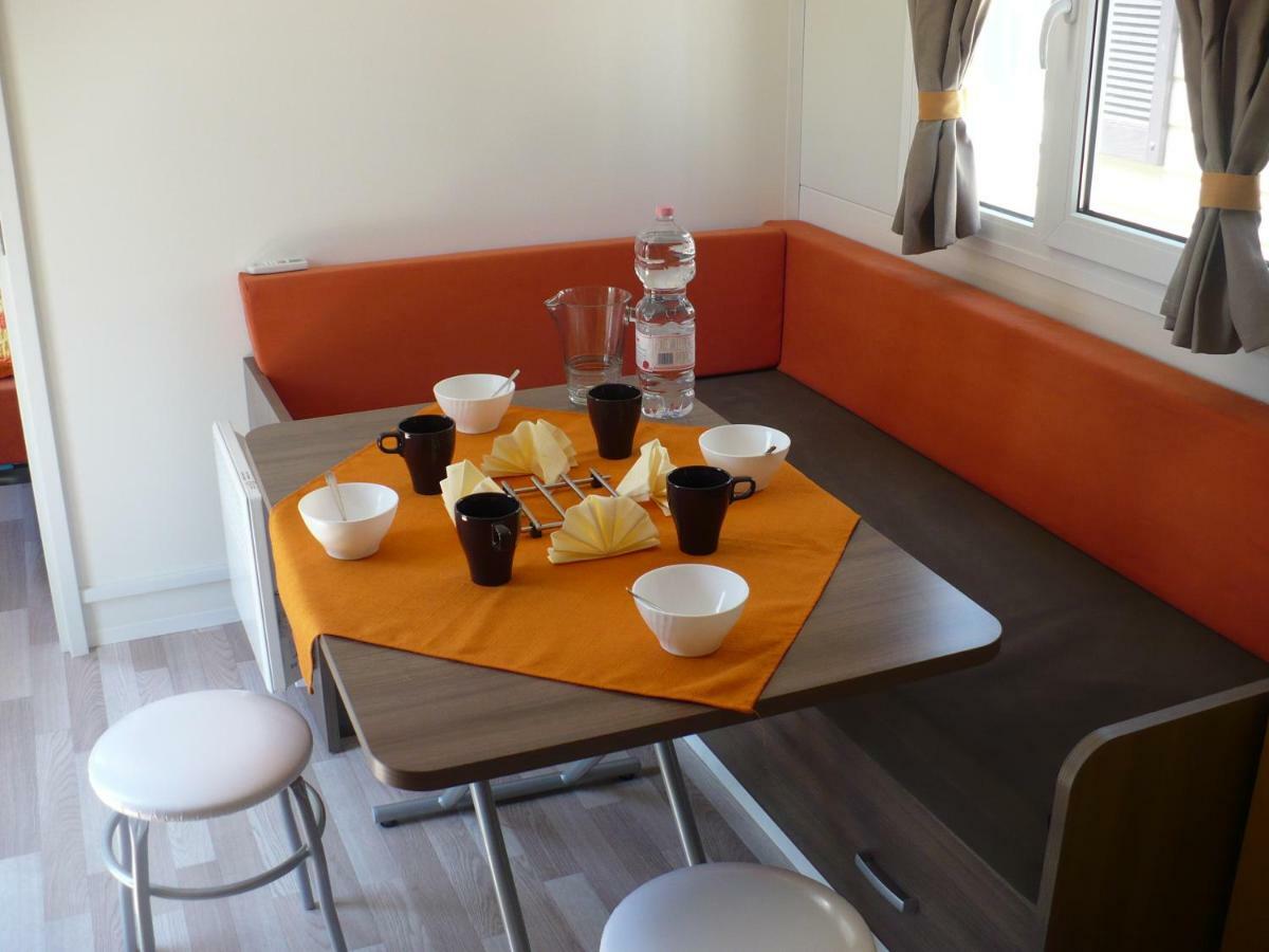 Victoria Mobilehome In Solaris Fkk Naturist Camping Resort Poreč Extérieur photo