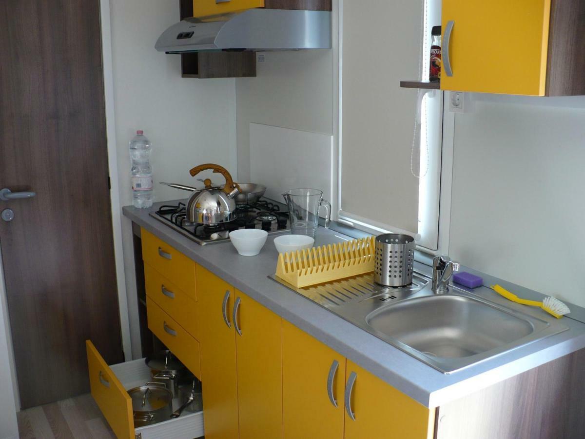 Victoria Mobilehome In Solaris Fkk Naturist Camping Resort Poreč Extérieur photo